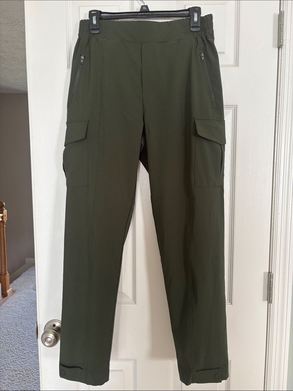 Mondetta Olive Green Women's Cargo Pants with Zip & Flap Pockets